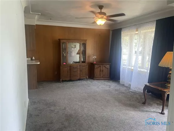 Sylvania, OH 43560,5792 Marshall RD