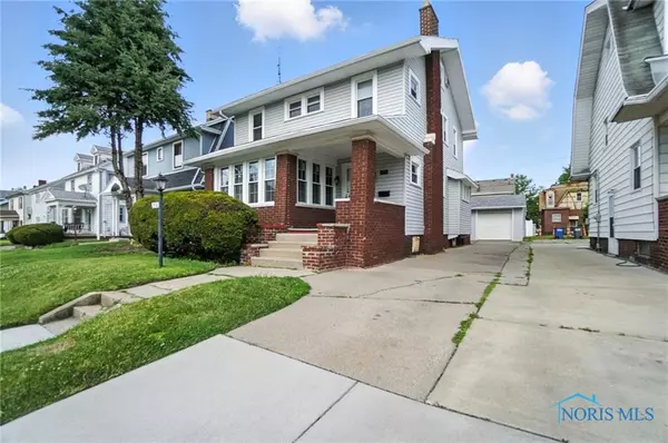 Toledo, OH 43607,2114 Parkdale AVE