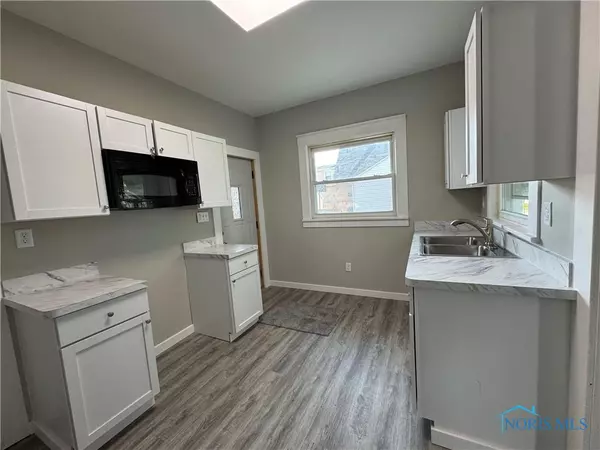 Toledo, OH 43611,331 Buckeye ST