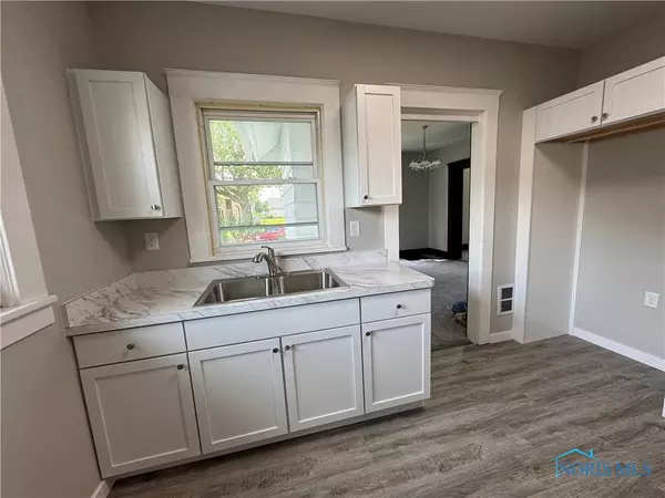 Toledo, OH 43611,331 Buckeye ST