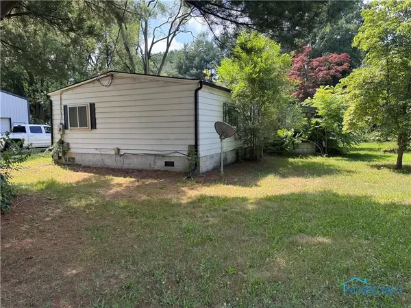 Swanton, OH 43558,6284 County Road 1 1