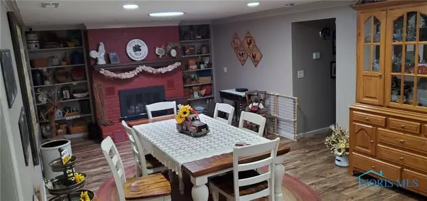 Bryan, OH 43506,121 Scott DR