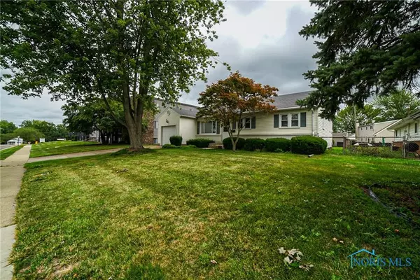 Rossford, OH,100 Rossway AVE
