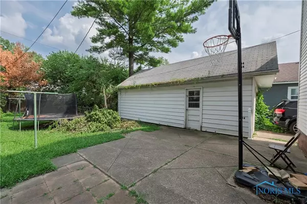 Toledo, OH 43612,4140 Caroline AVE