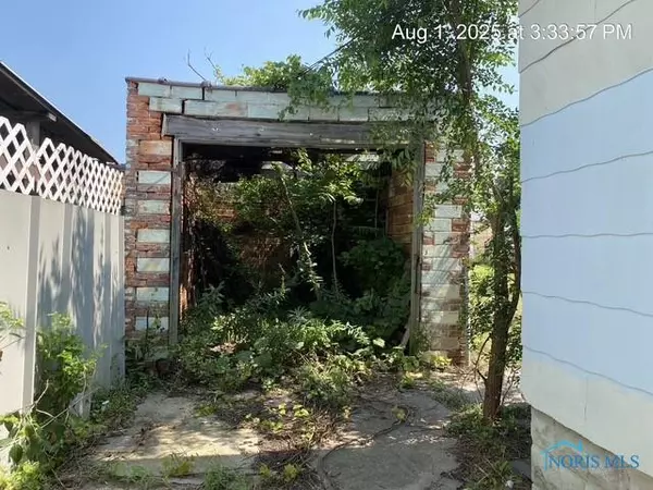 Toledo, OH 43611,1944 N Michigan ST