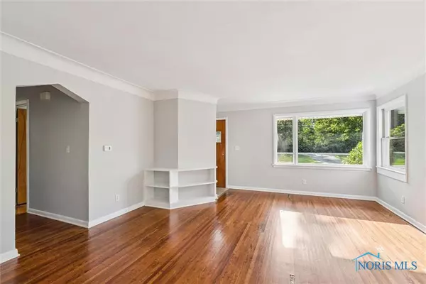 Perrysburg, OH 43551,26802 Fort Meigs RD