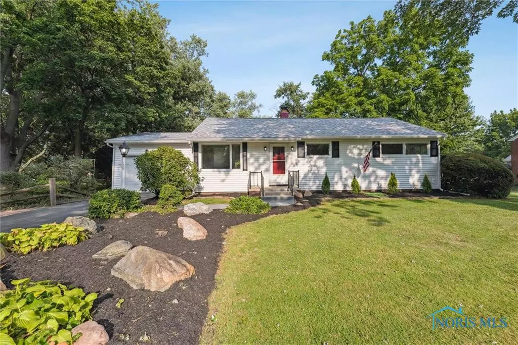 Perrysburg, OH 43551,26802 Fort Meigs RD