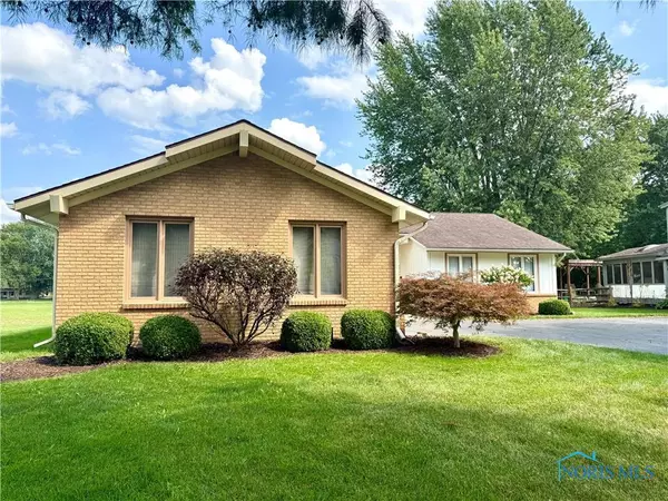 6036 Peppermill DR,  Sylvania,  OH 43560