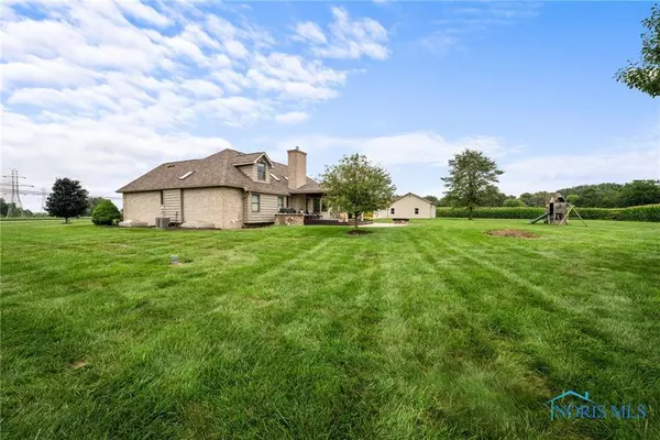 Bradner, OH 43406,623 Church ST