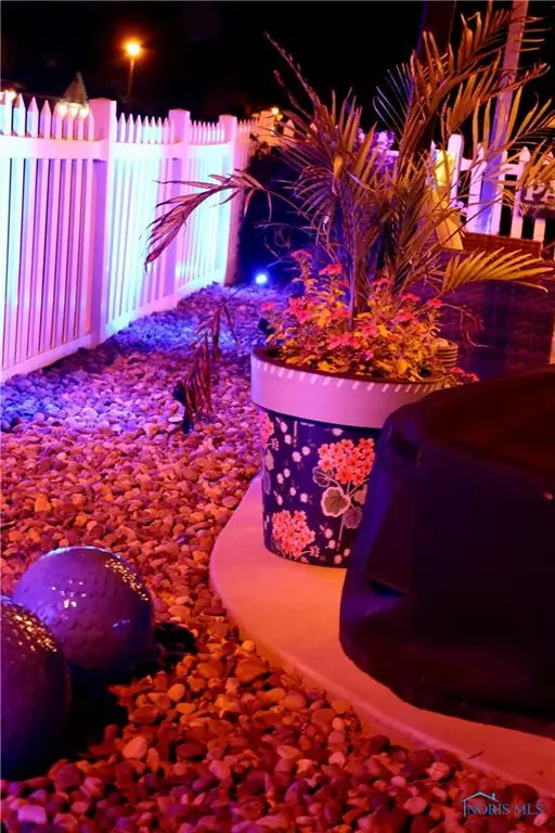 Oregon, OH 43616,570 S Stephen ST