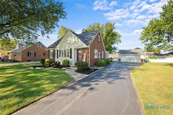 Oregon, OH 43616,422 S Fargo ST