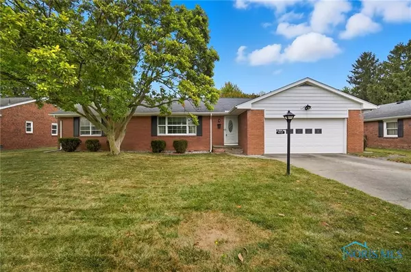 412 W South Boundary, Perrysburg, OH 43551