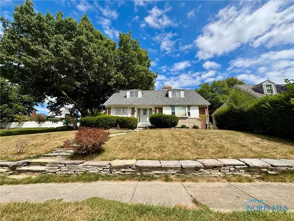 Oregon, OH 43616,2455 Eastmoreland DR