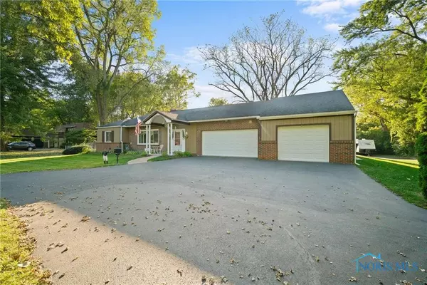 Toledo, OH 43606,3221 Talmadge RD