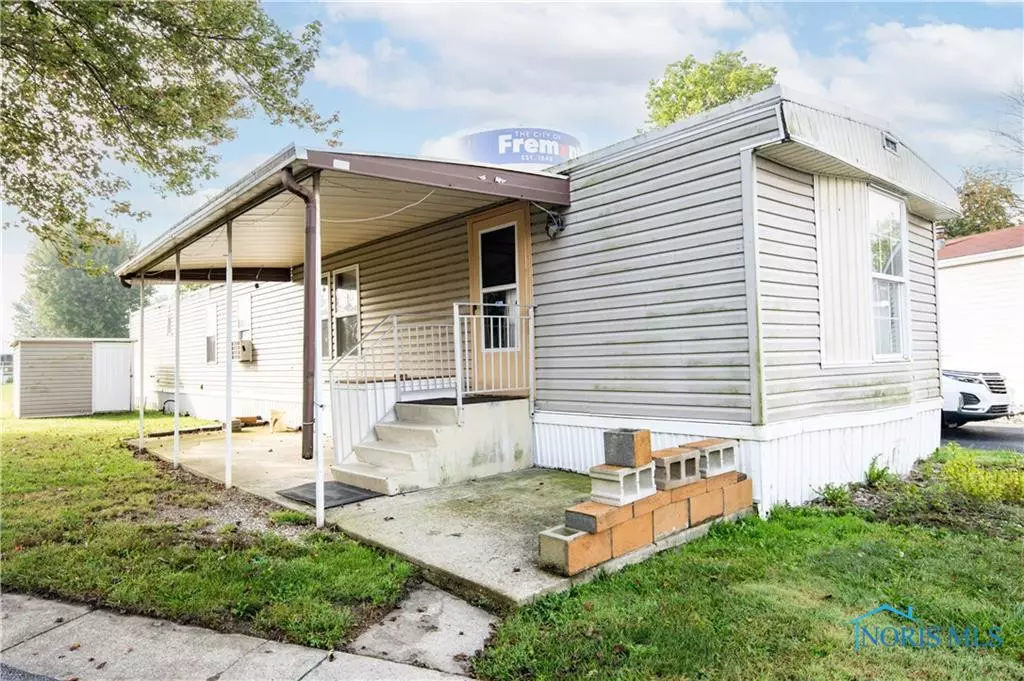 Fremont, OH 43420,1730 Port Clinton ST