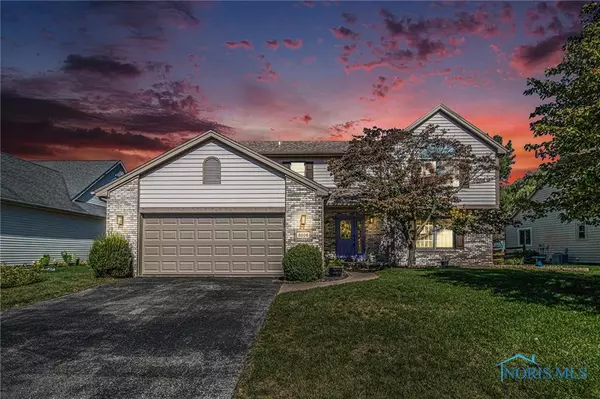 8006 Cove Harbour N DR,  Holland,  OH 43528