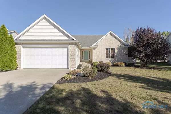 810 Lelanford CIR, Bowling Green, OH 43402
