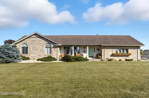 30246 Bradner RD, Northwood, OH 43619