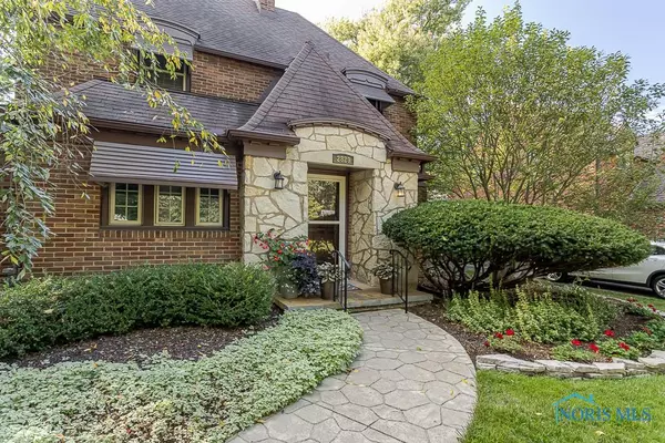 Toledo, OH 43606,2829 Goddard RD