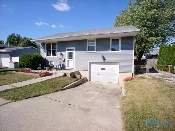 Walbridge, OH 43465,215 Earl ST