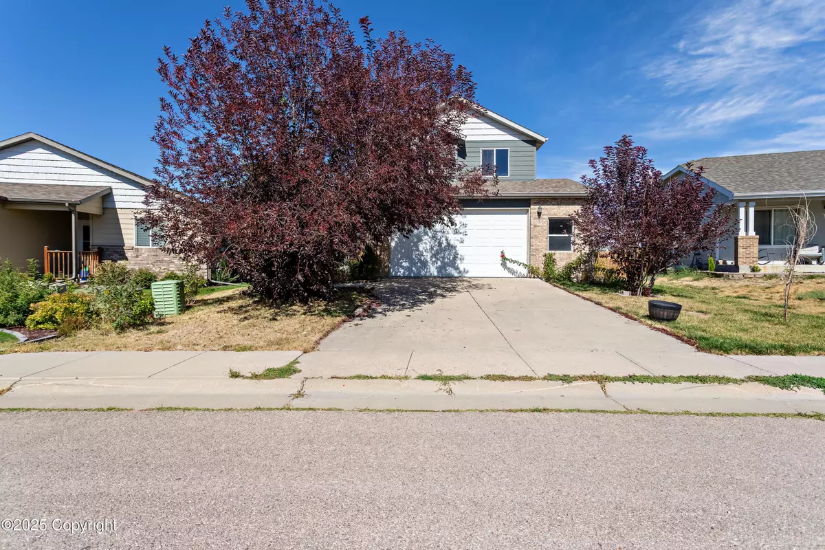 Gillette, WY 82718,704 Sako Dr