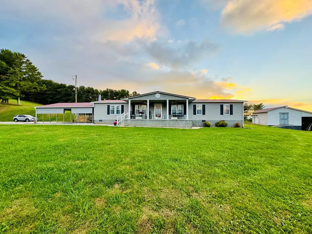Cedar Bluff, VA 24609,142 Souls Harbor Ln