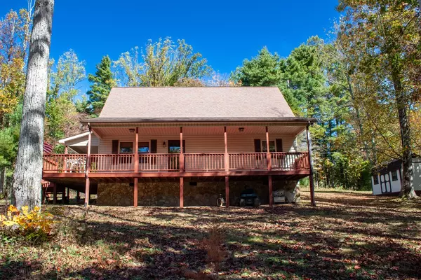 Fancy Gap, VA 24328,450 Rhododendron Ln
