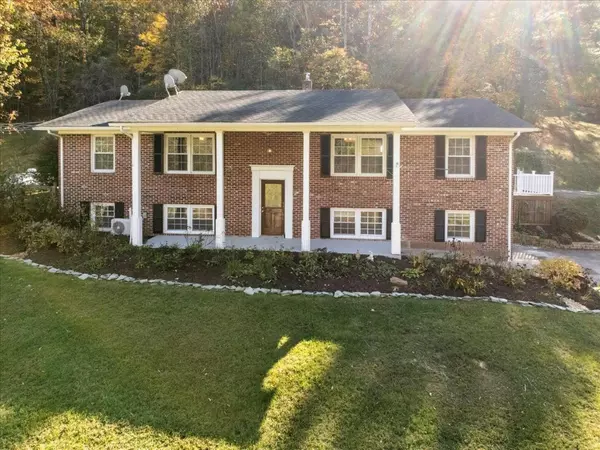 Radford, VA 24141,5661 Owens Road