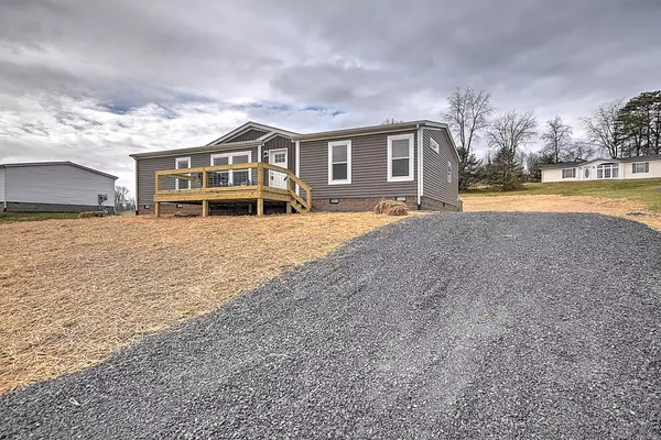 Bluff City, TN 37618,4100 Weaver Pike