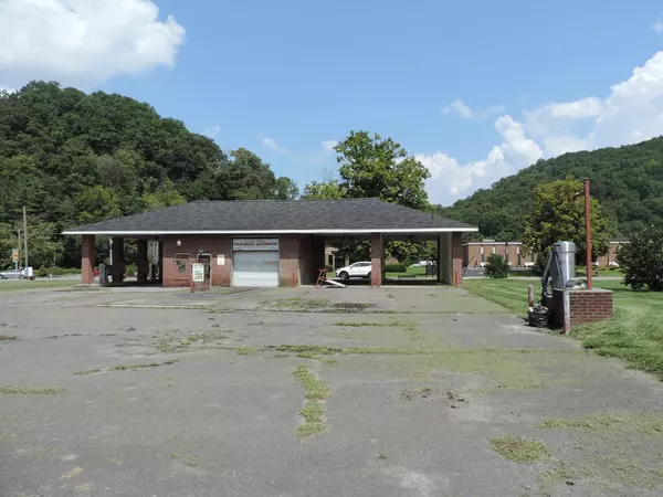 Cedar Bluff, VA 24609,1125 Cedar Valley Drive