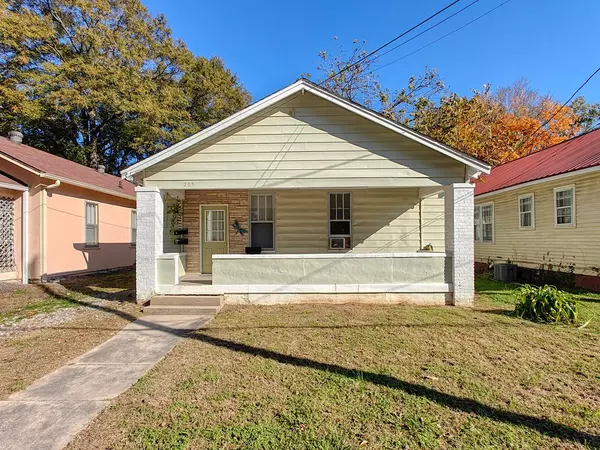 Paris, TN 38344,203 S Highland Street