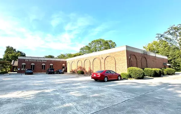 Valdosta, GA 31601,201 Troup St