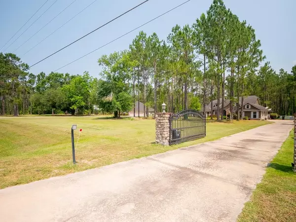 4741 Hwy 122 E, Hahira, GA 31632