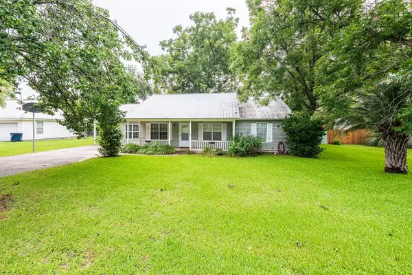 255 BEAVER ST,  Ray City,  GA 31645