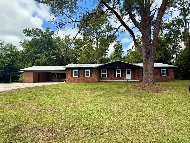 808 S Laurel Avenue, Adel, GA 31620