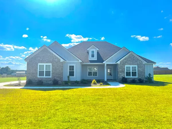 553 Indian Creek Circle, Adel, GA 31620