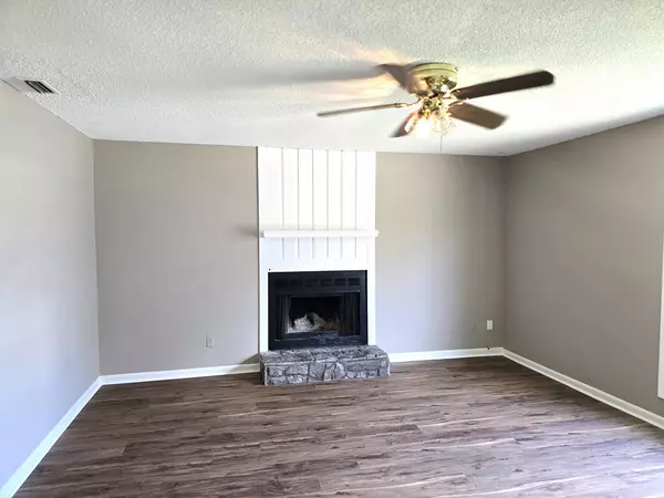 Valdosta, GA 31602,2835 Kirkwood Cir