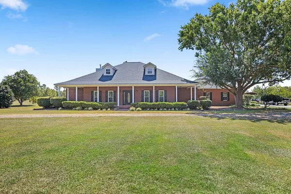 2978 Hwy 37,  Nashville,  GA 31639