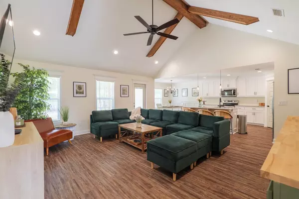 Ray City, GA 31645,84 Douglas Road