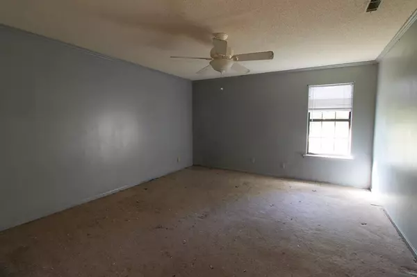 Valdosta, GA 31601,2715 Scott St