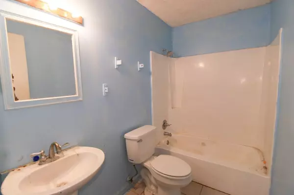 Valdosta, GA 31601,2715 Scott St