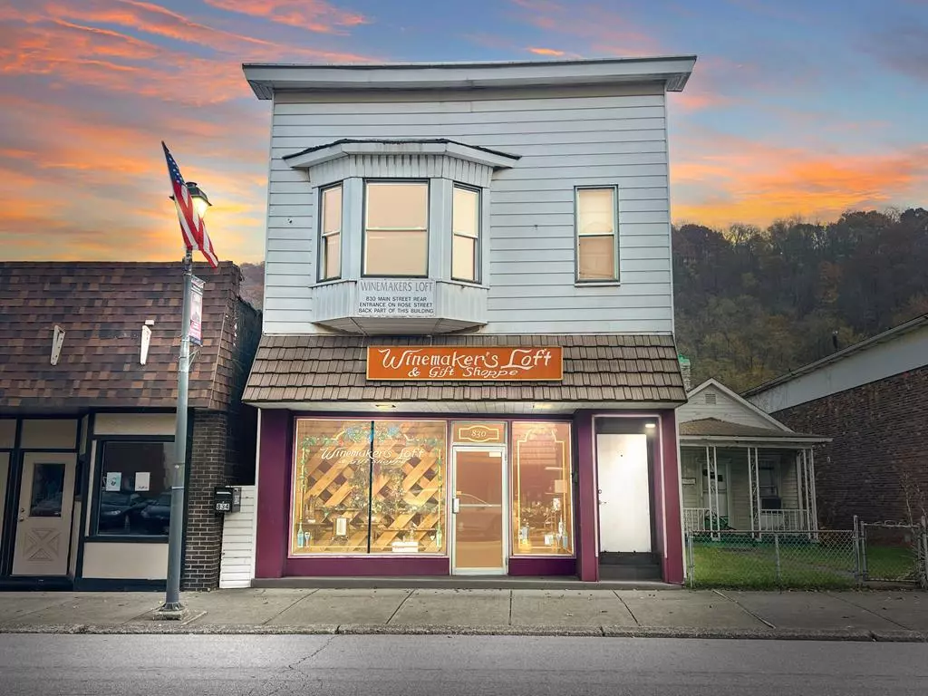 Follansbee, WV 26037,830 Main Street