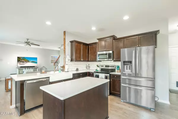 Lenoir City, TN 37772,153 Cate LN