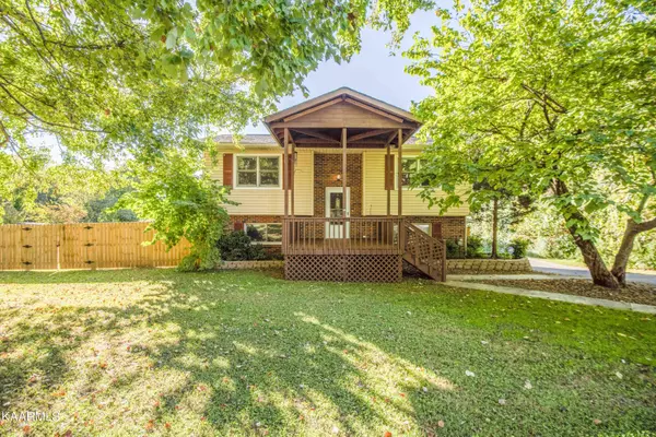 Lenoir City, TN 37771,3307 Harrison Rd