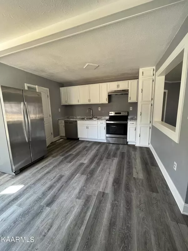 Lenoir City, TN 37772,1964 Martel Rd