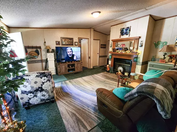 Lenoir City, TN 37771,2164 Hines Valley Rd