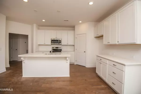 Lenoir City, TN 37771,357 Aspen DR