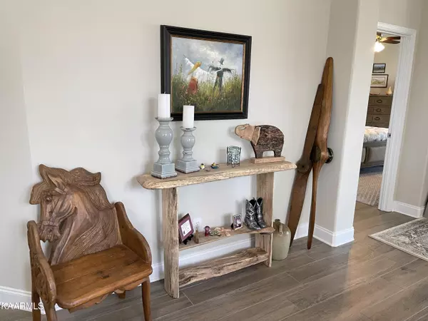 Vonore, TN 37885,545 Rarity Bay Pkwy