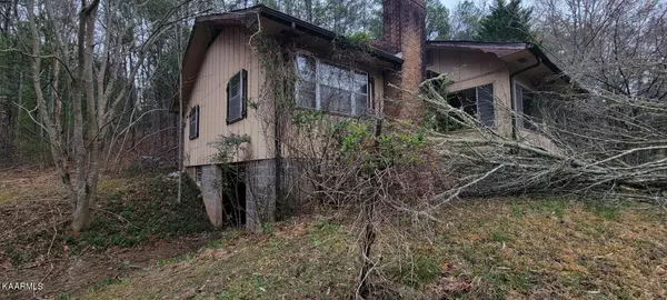 123 Cooper Rd, Vonore, TN 37885