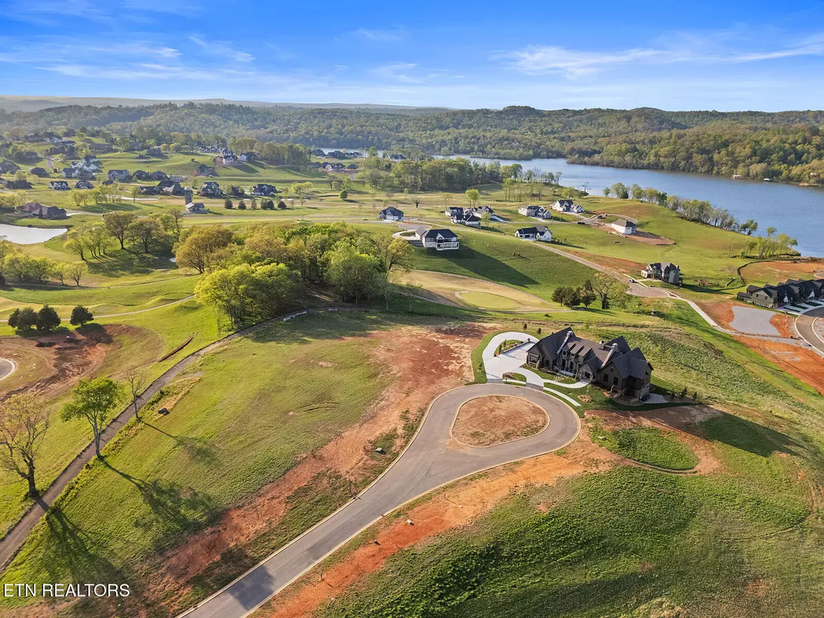 Loudon, TN 37774,150 Magnolia Hill